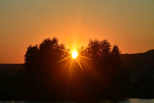 Der Atemberaubende Blick Auf Den Sonnenuntergang Himmel Über Den Wunderschönen — Stockfoto