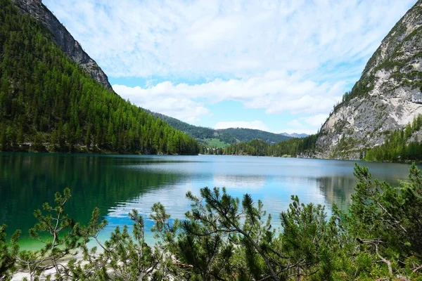 Uma Foto Horizontal Lago Prags Parque Natural Fanes Senns Prags — Fotografia de Stock