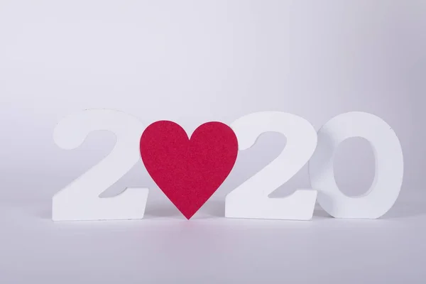 Saudáveis Cortes Papel 2020 Fundo Branco Com Coração Vermelho — Fotografia de Stock