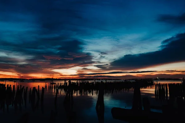 黄昏写真素材 ロイヤリティフリー黄昏画像 Depositphotos