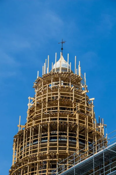 Ujęcie Pionowe Budynku Procesie Budowy — Zdjęcie stockowe