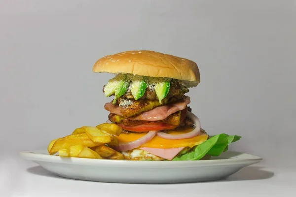 Studio Shot Juicy Tall Burger White Background — Stock Photo, Image