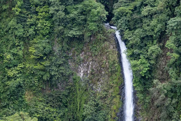 Водоспад Фортуна Який Здіймається Коста Риці — стокове фото