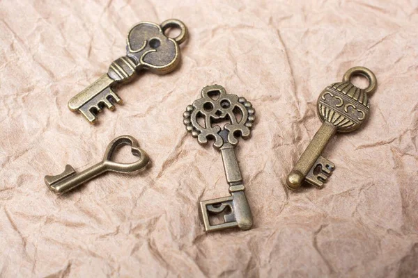 Overhead Shot Metal Keys Different Decorations Next Each Other — Stock Photo, Image