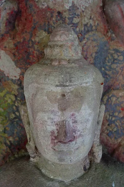 Старая Статуя Будды Открытом Воздухе — стоковое фото