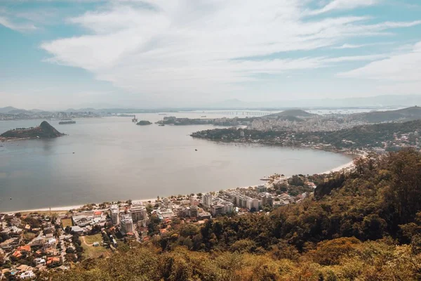 Vzdušný Výhled Rio Břehu Moře — Stock fotografie