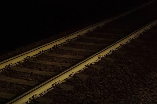 Nahaufnahme Von Bahngleisen Der Nacht — Stockfoto