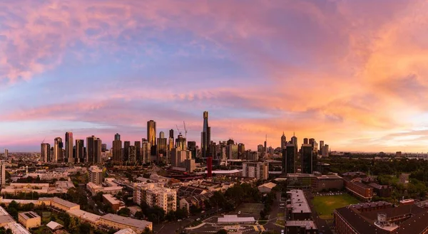 Vue Panoramique Paysage Urbain Sous Beau Ciel Orange Coucher Soleil — Photo