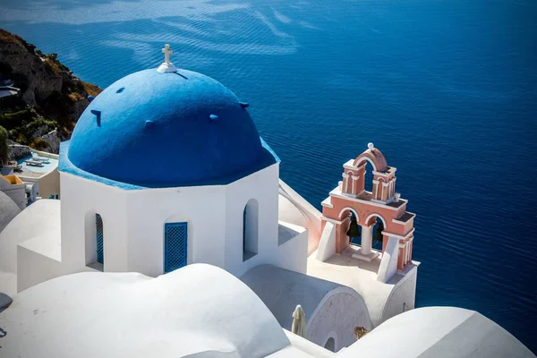 Santorini Grekland Jun 2019 Grekisk Ortodox Kyrka Oia Santorini — Stockfoto