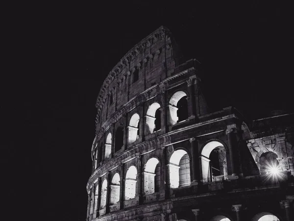 Talya Roma Bir Colosseum Gri Ölçekli Çekimi — Stok fotoğraf