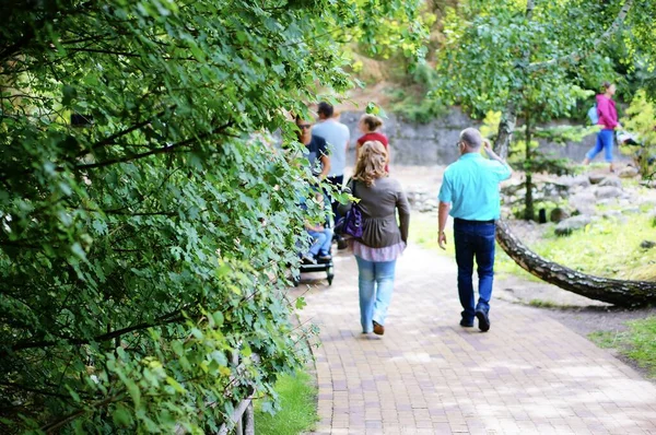 Kerkrad Netherlands Aralık 2019 Gaia Hayvanat Bahçesinde Yürüyen Insanlarla Yürüme — Stok fotoğraf