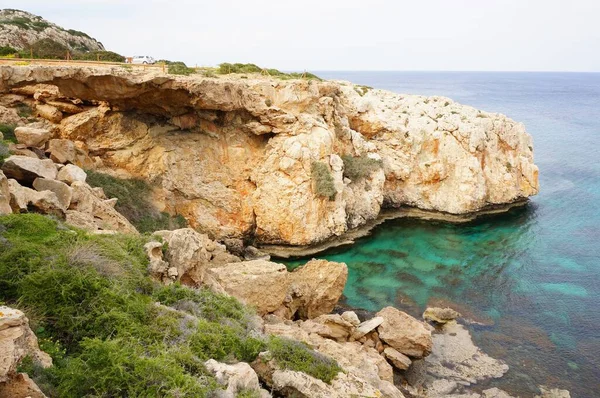 Het Strand Bij Zee Grotten Overdag Ayia Cyprus — Stockfoto