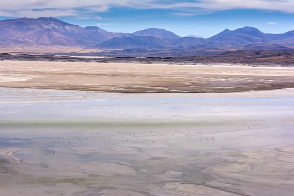 Una Hermosa Imagen Fascinantes Montañas Bajo Cielo Azul — Foto de Stock