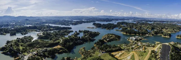 Eine Luftaufnahme Von Piedra Penol Guatape Antioquia Kolumbien — Stockfoto