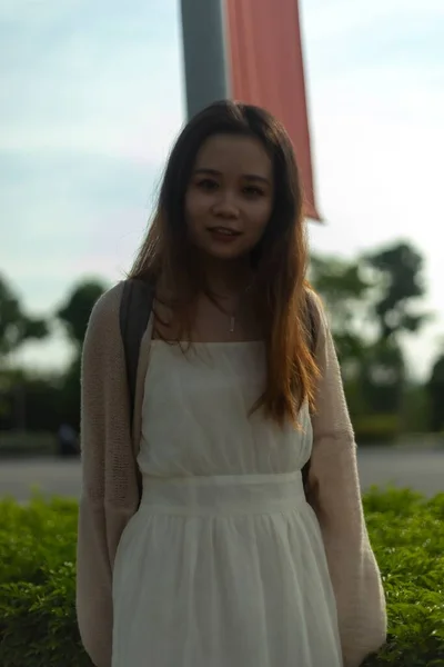 Vertical Shallow Focus Shot Asian Female Wearing White Dress Streets — Stock Photo, Image