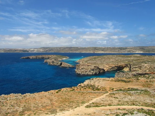 Comino Malta Kwi 2014 Widok Piękne Niebieskie Turkusowe Morze Blue — Zdjęcie stockowe