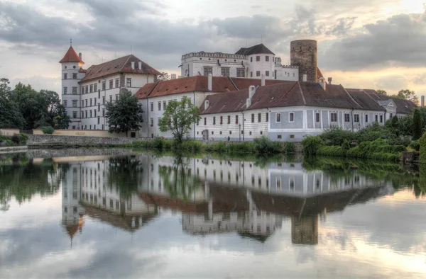 Çek Cumhuriyeti Ndeki Jindrichuv Hradec Devlet Kalesi Nin Büyüleyici Manzarası — Stok fotoğraf