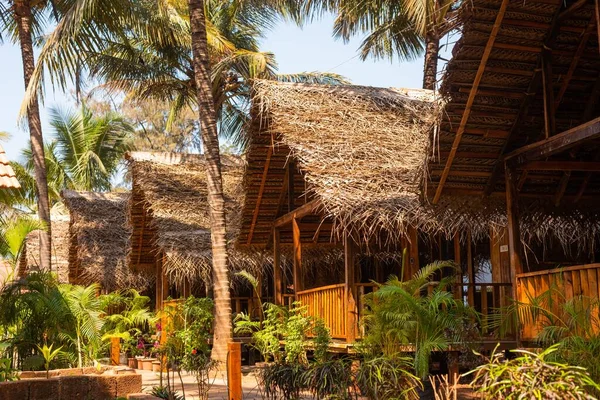 Een Prachtige Eco Cottages Gemaakt Van Bamboe Kokosbladeren Gevangen Goa — Stockfoto