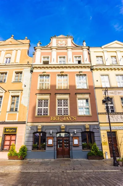Poznan Poland Kasım 2018 Eski Şehir Meydanındaki Renkli Bir Binada — Stok fotoğraf