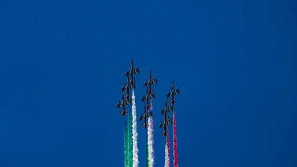 Рим Италия Июн 2020 Италия 2020 Frecce Tricolori Итальянский Акробатический — стоковое фото