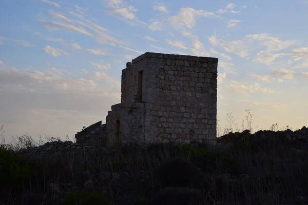 Dingli Malta September 2014 Altes Isoliertes Gebäude Aus Kalkstein Auf — Stockfoto