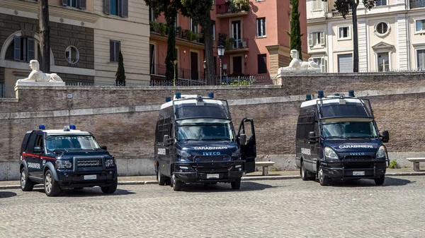 Roma Italia Junio 2020 Italia 2020 Furgonetas Estacionarias Los Carabineros — Foto de Stock