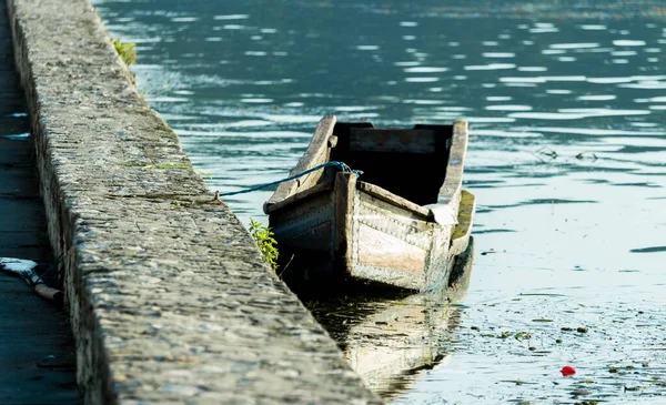 Close Uma Lancha Abandonada Isla Flores Petn Guatemala — Fotografia de Stock