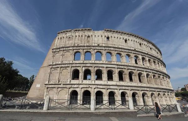 イタリア ローマのコロッセオの美しいショット — ストック写真