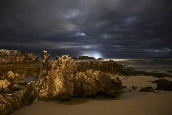 Stranden Med Klippor Playa Ris Noja Spanien — Stockfoto