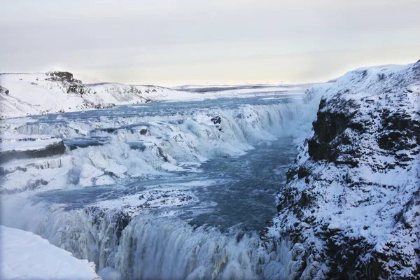 Водоспад Ґульфосс Ісландії Європа Оточений Льодом Снігом — стокове фото