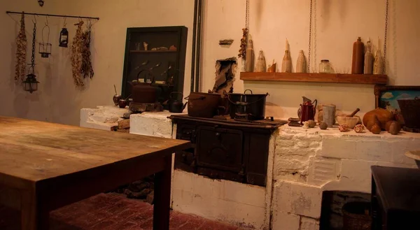 查斯库斯殖民地时期厨房的特写镜头 — 图库照片