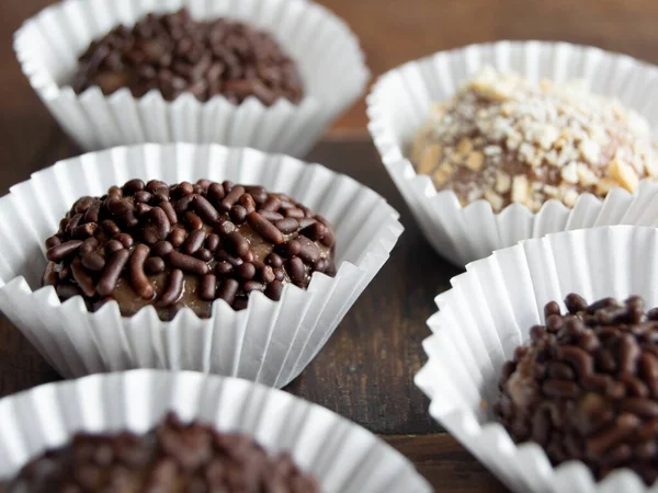 Gros Plan Bonbons Sucrés Sur Une Table — Photo