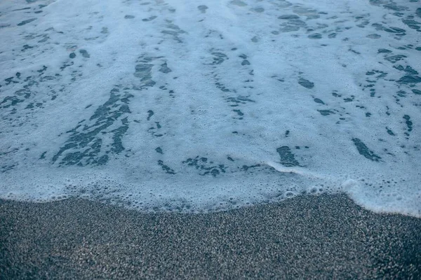 Primo Piano Delle Onde Dell Oceano Sulla Sabbia — Foto Stock