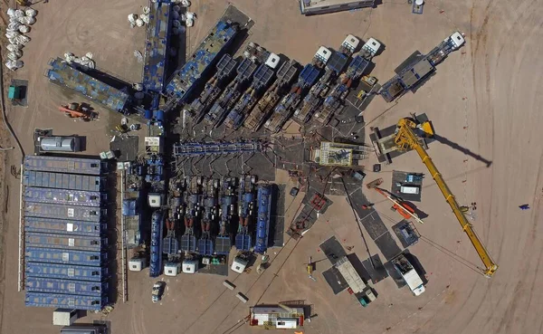 Aerial Shot Battery Pumping Trucks Hydraulic Fracturing — Stock Photo, Image