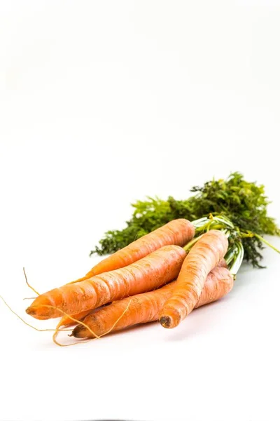 Свіжа Смачна Морква Ізольована Білому Тлі — стокове фото