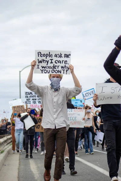 Carlsbad Spojené Státy Červen 2020 Černé Životy Hmota Pochodují Protestují — Stock fotografie