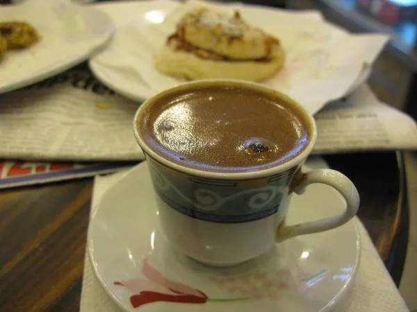 Closeup Shot Tasty Looking Turkish Coffee Cup Dessert Plate — Stock Photo, Image