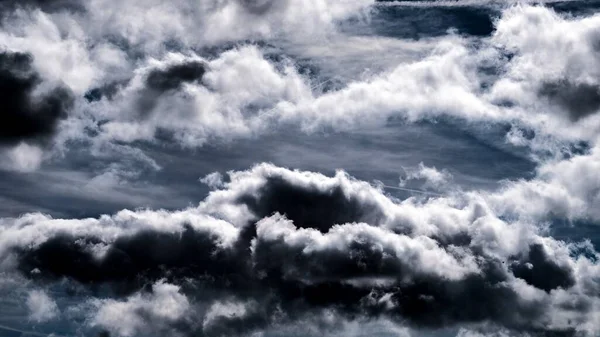 Mesmerizing Grey Scale Shot Angry Clouds — Stock Photo, Image