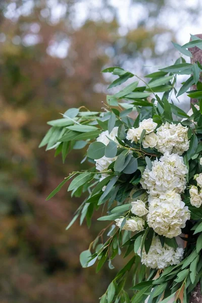 Vertical Closeup Shot Beautiful Floral Decoration Wedding Hall — Stock Photo, Image