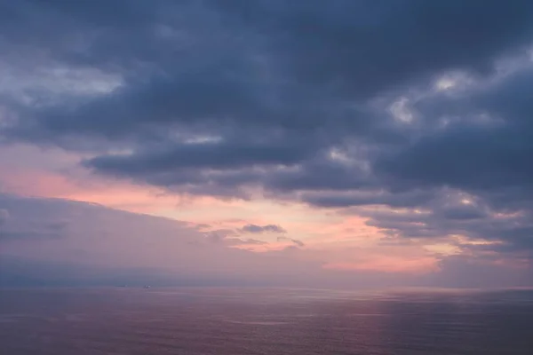 Uma Bela Vista Mar Calmo Durante Pôr Sol — Fotografia de Stock