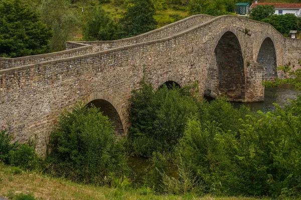 纳瓦拉的中世纪桥在西班牙北部Camino Santiago — 图库照片