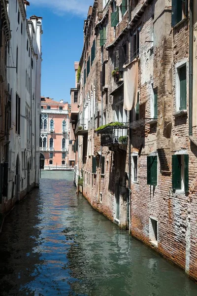 Κάθετη Λήψη Του Μεγάλου Καναλιού Στη Βενετία Της Ιταλίας — Φωτογραφία Αρχείου
