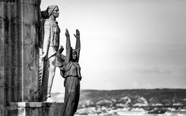 Háborús Emlékmű Szobrainak Szürkeárnyalatos Közelsége Marseille Ben Franciaországban — Stock Fotó