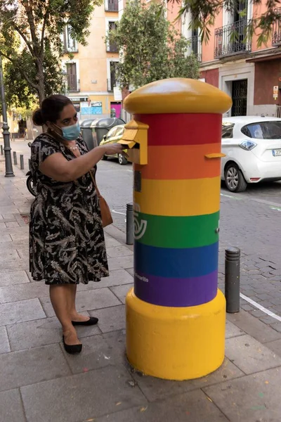 Madrid Spain Jun 2020 Madrid Engalana Para Orgullo Gay Nueva — Stock Photo, Image