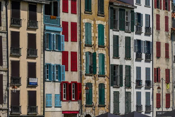 Met Bayonne Historische Stad Frankrijk Met Gebouwen Nive — Stockfoto