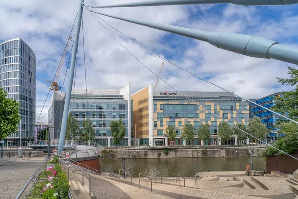 Bristol Förenade Kungariket Jun 2020 Företagskontor Belägna Vid Sidan Temple — Stockfoto