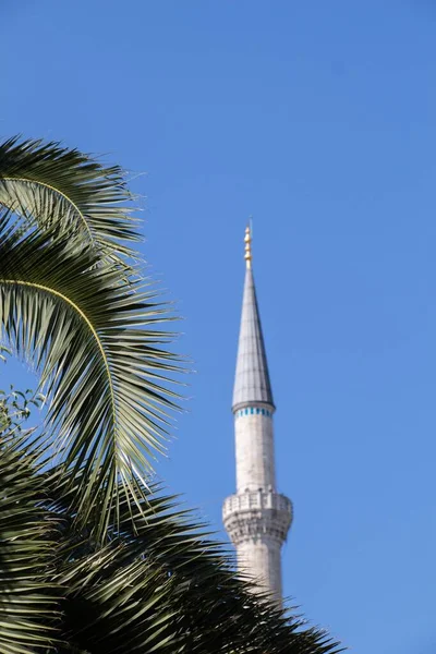 Κάθετη Κοντινή Λήψη Του Μπλε Τζαμιού Στην Ιστανμπούλ Της Τουρκίας — Φωτογραφία Αρχείου