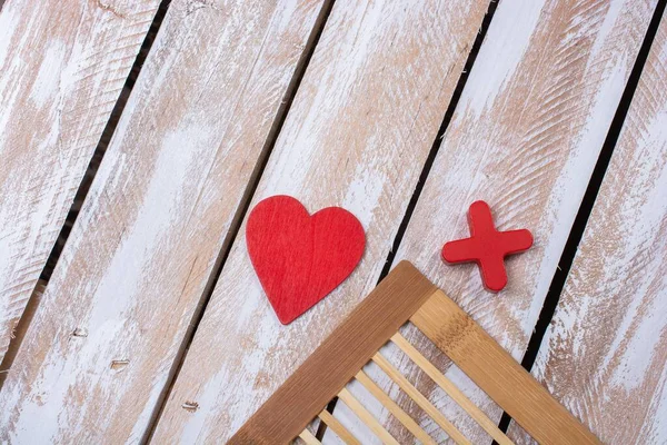 Primer Plano Pequeño Regalo San Valentín Hecho Mano Aislado Sobre — Foto de Stock