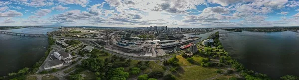 Panoraama Antenni Maisema Näkymä Saint Lawrence Joelle Montrealin Kaupunki Kanadassa — kuvapankkivalokuva