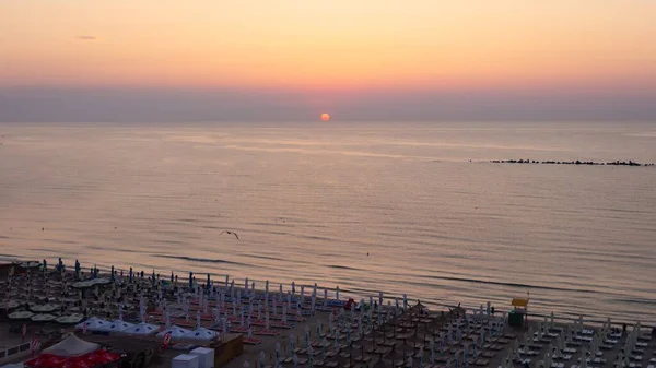Высокий Угол Съемки Красивого Заката Пляже Римини Италии — стоковое фото
